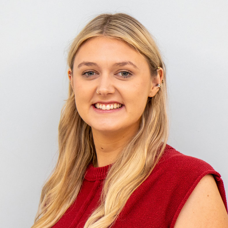 Portrait photo of Madisyn Noonan