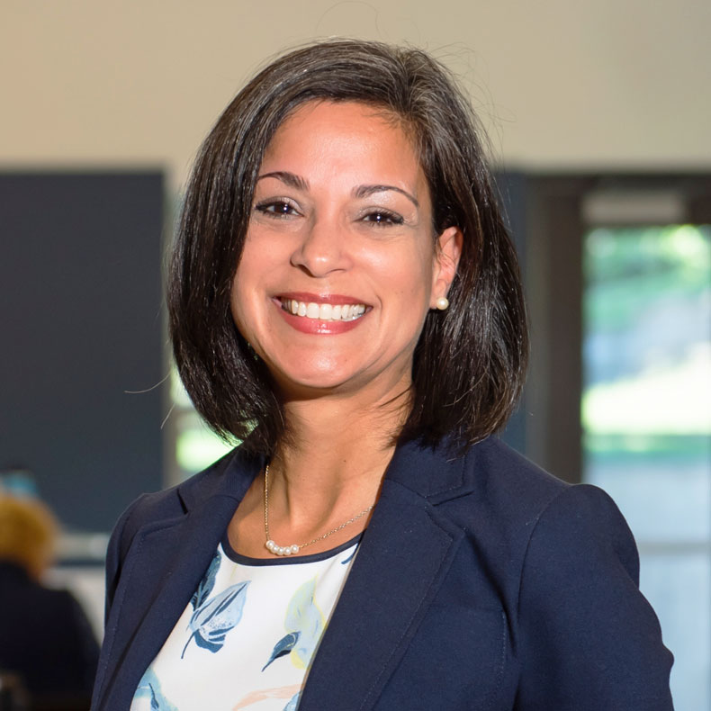 Head shot of Nadja Lopez Reilly